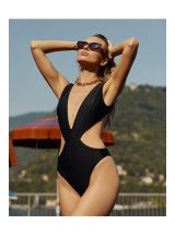 Black Simona
